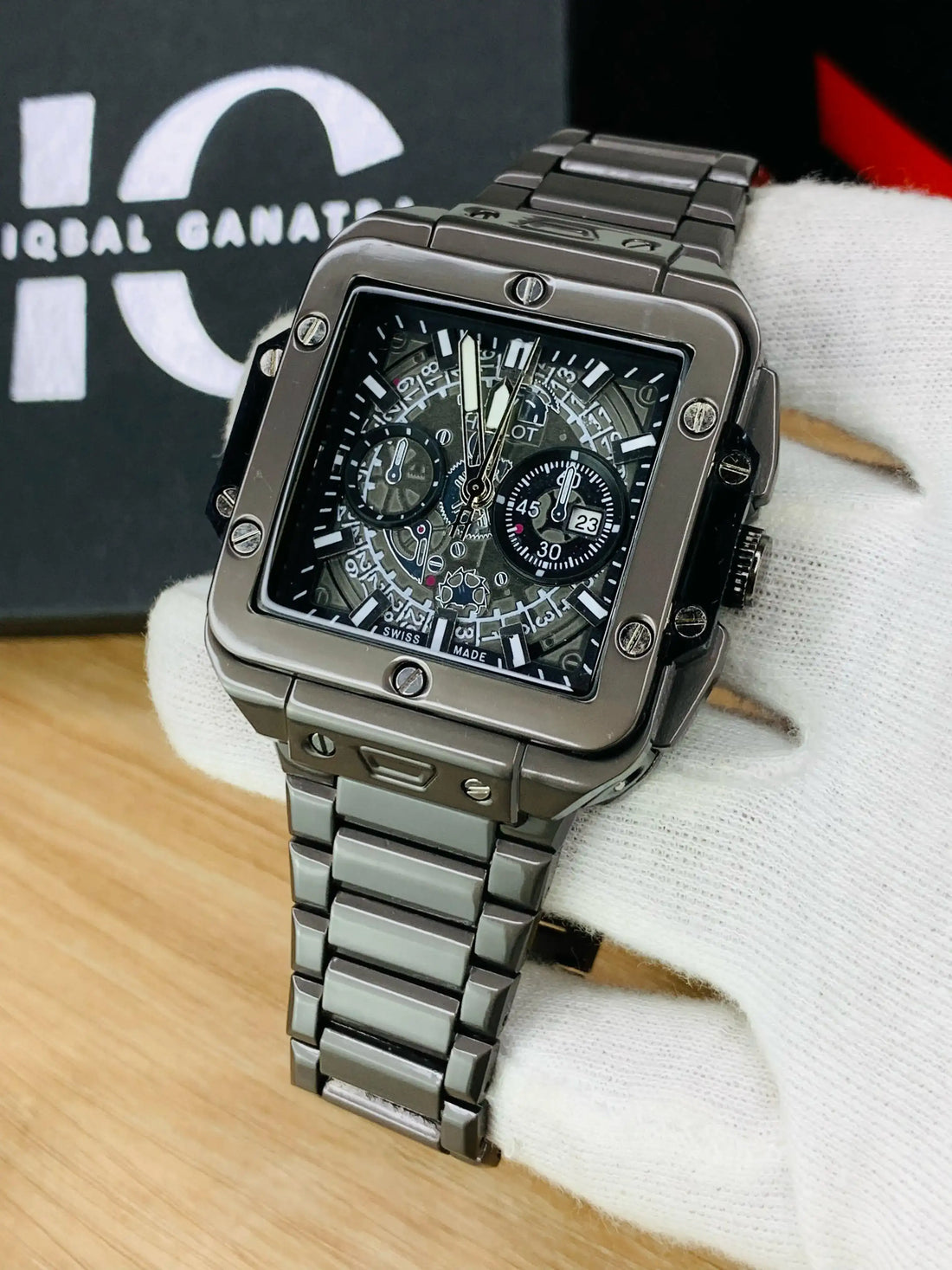 HB SQ Model | Full Black
