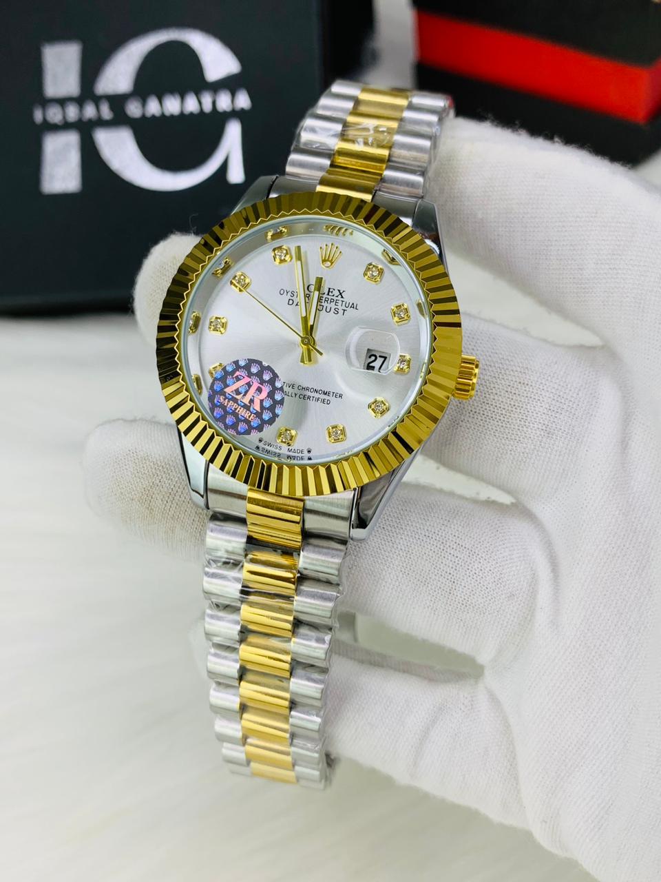 Cut Reg Stone Model | Two Tone White