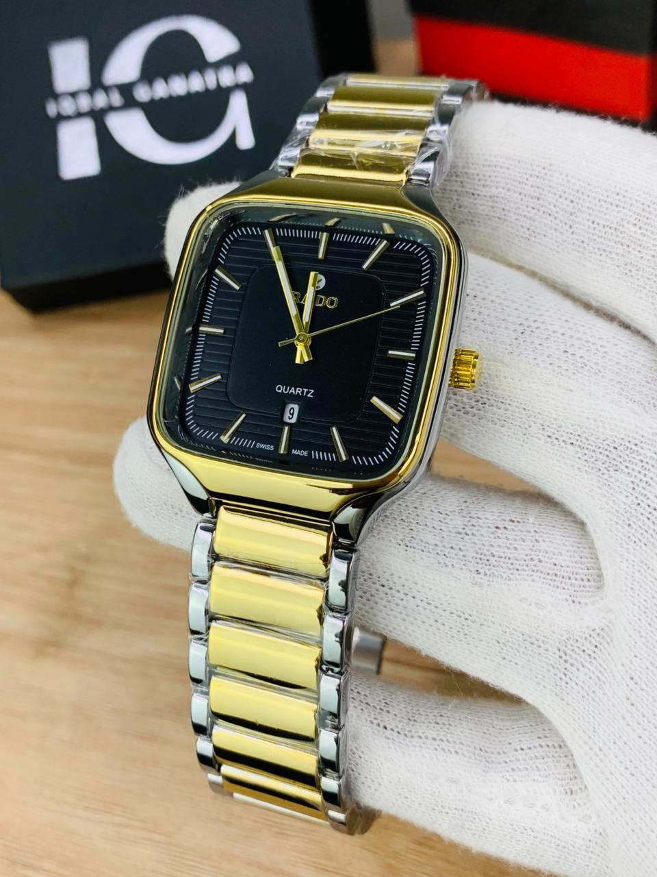 RD TV Model | Two Tone Black